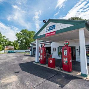 What are the supporting facilities for fuel dispensers?