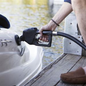 Why Should a Boat Gas Tank Never Be Completely Filled? 